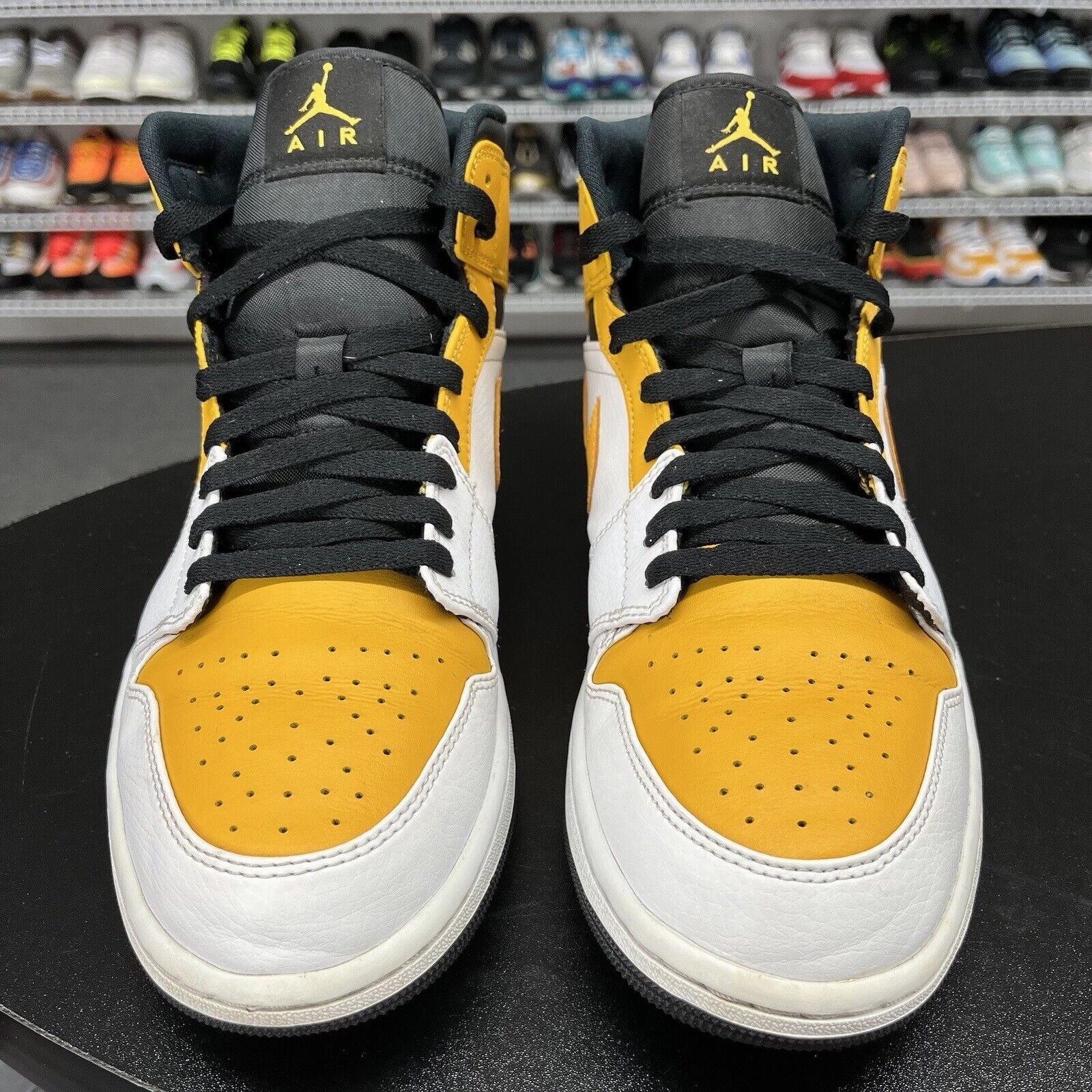 Hush Puppies Casual Shoes Nike Jordan 1 Mid University Gold 554724-170 Men's Size 10.5