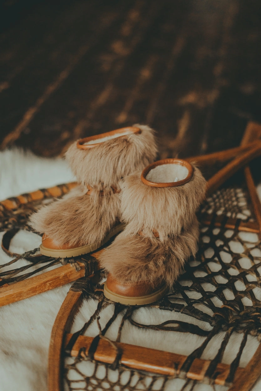 Keiza Boots | Beige Sheep Wool Motorcycle Boots Wide Calf