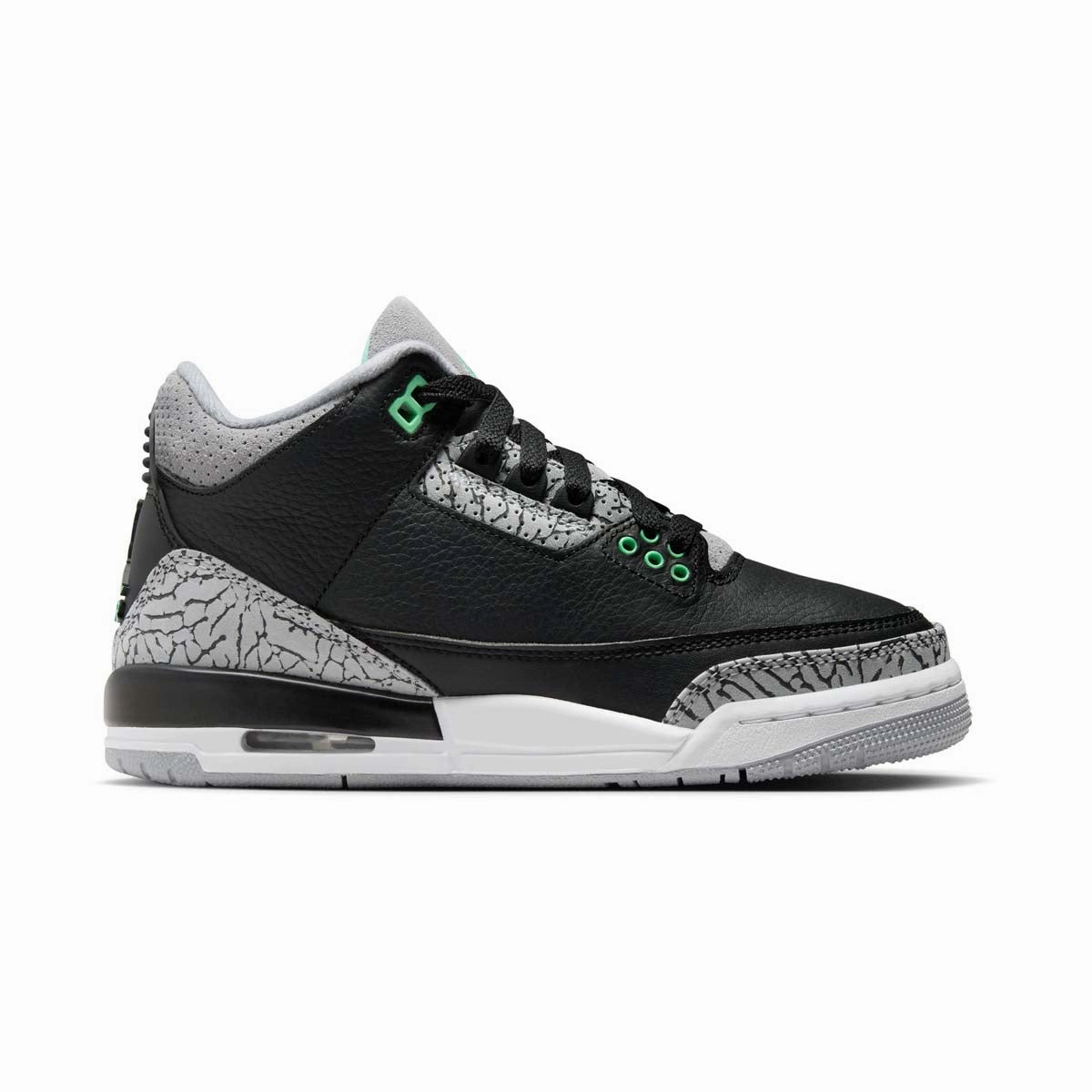 Air Jordan 3 Retro 'Green Glow' Big Kids' Shoes Good First Walking