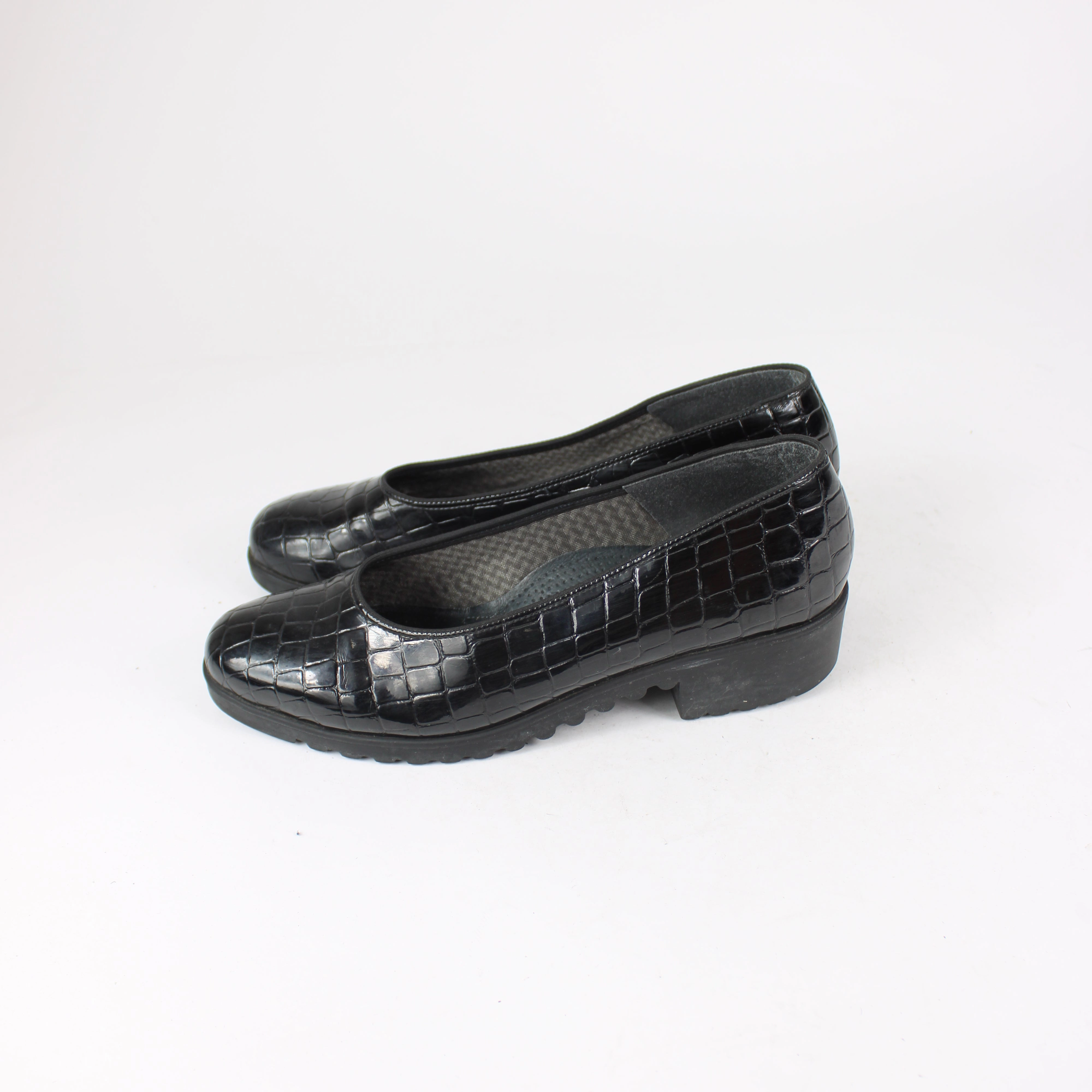 Basketball Shoes For Flat Wide Feet Ara Black Slip on Shoes