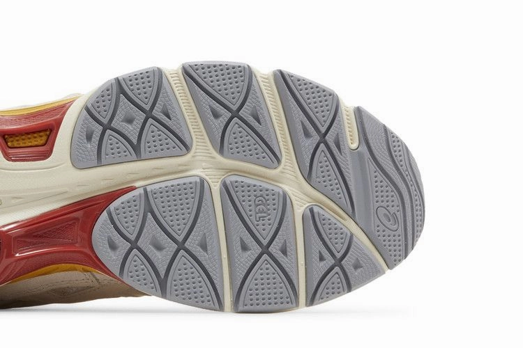 ASICS Gel-NYC Cream Oatmeal Asics Flower Shoe