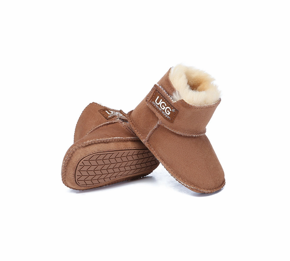 AUSTRALIAN SHEPHERD UGG Australian Sheepskin Baby Bootie Gift Box Eliana Splitboard Boots