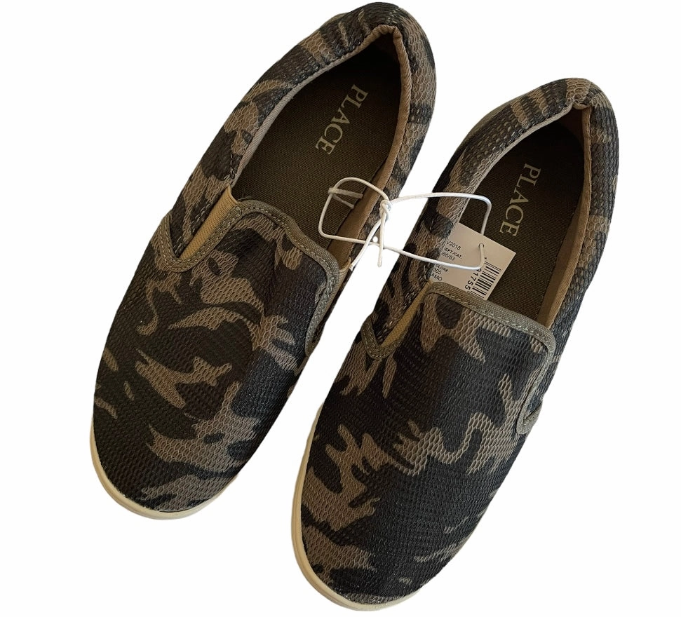 Slip On Bootie Boy Slip On Sneakers Camouflage Size 4