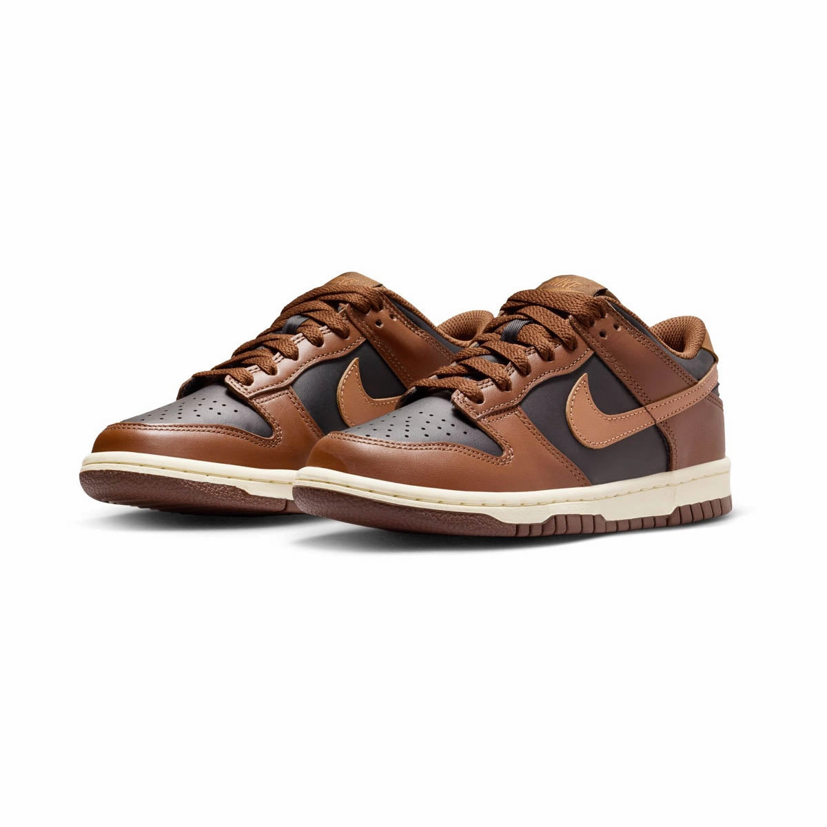 Skater Type Shoes Nike Dunk Low 'Brown Black' Big Kids' Shoes