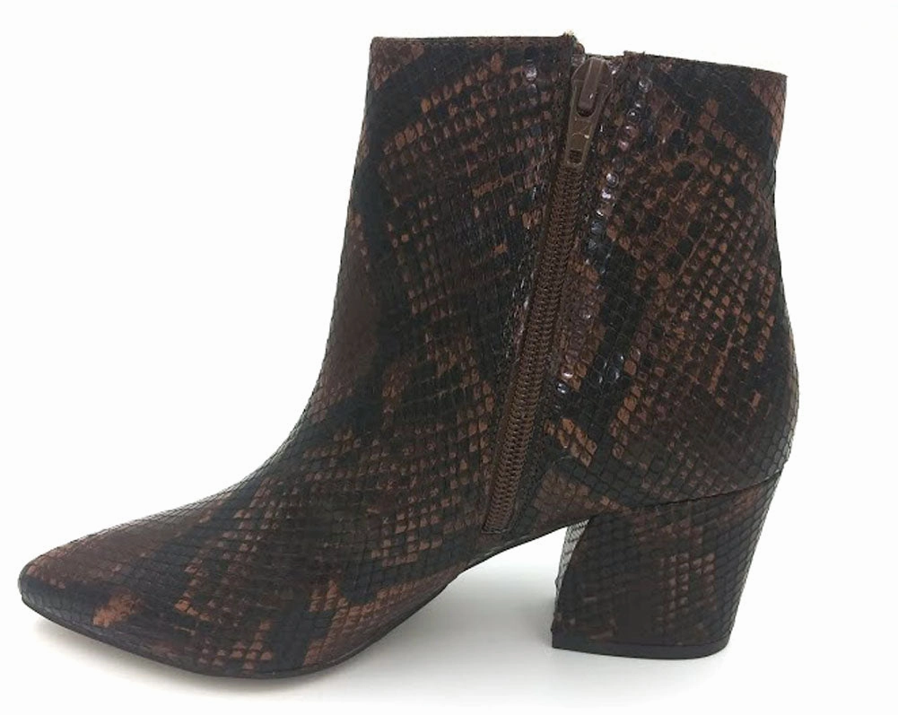 STEVE MADDEN Missie Women | Brown Snake Cobra Boots