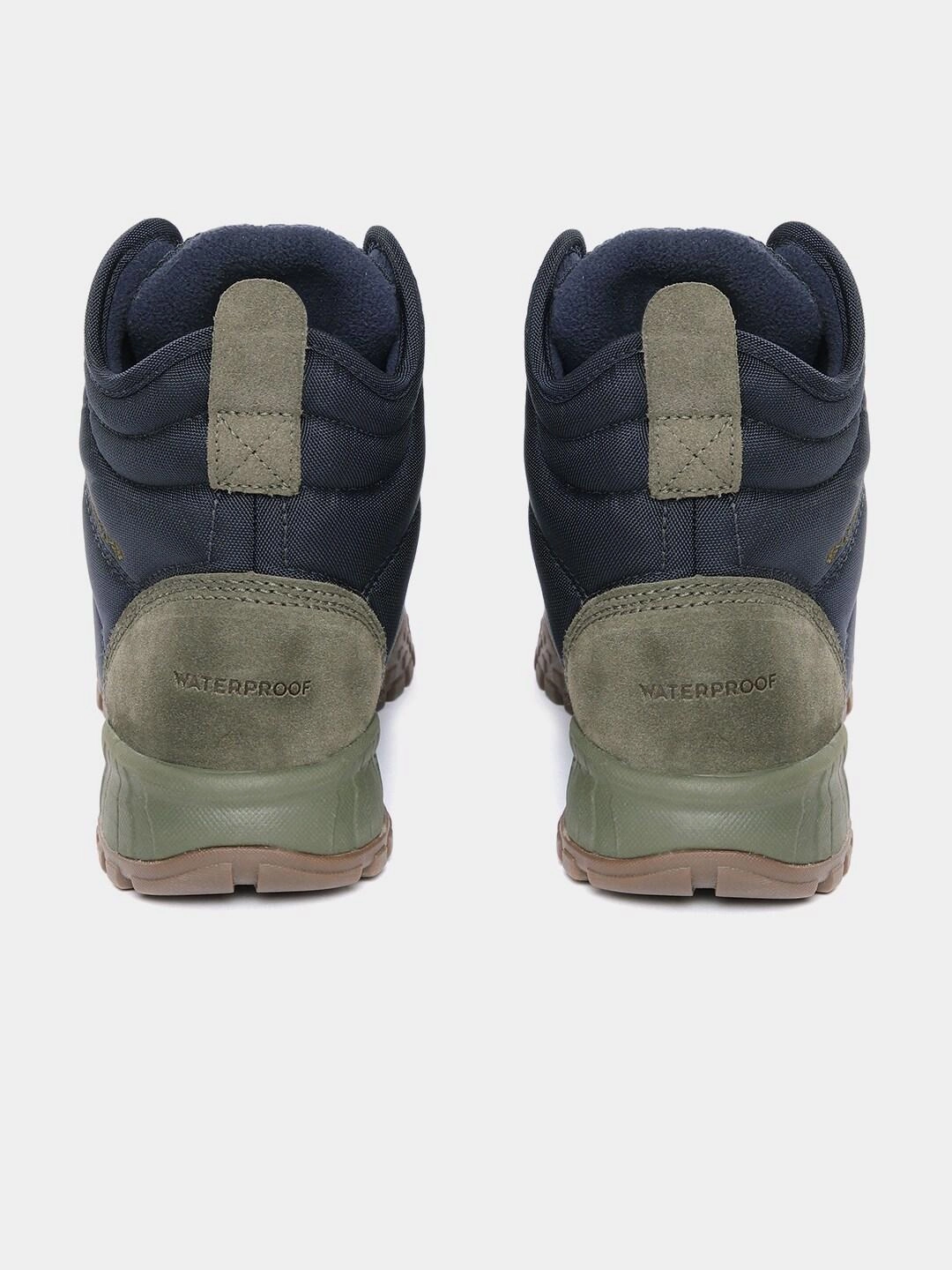 Columbia Men Navy Blue FAIRBANKS OMNI-HEAT Shoe Leather Waterproof Spray