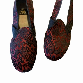 Black and Red Satin Brocade Bedroom Slippers circa 1950s US 10N Stewie Griffin Slippers