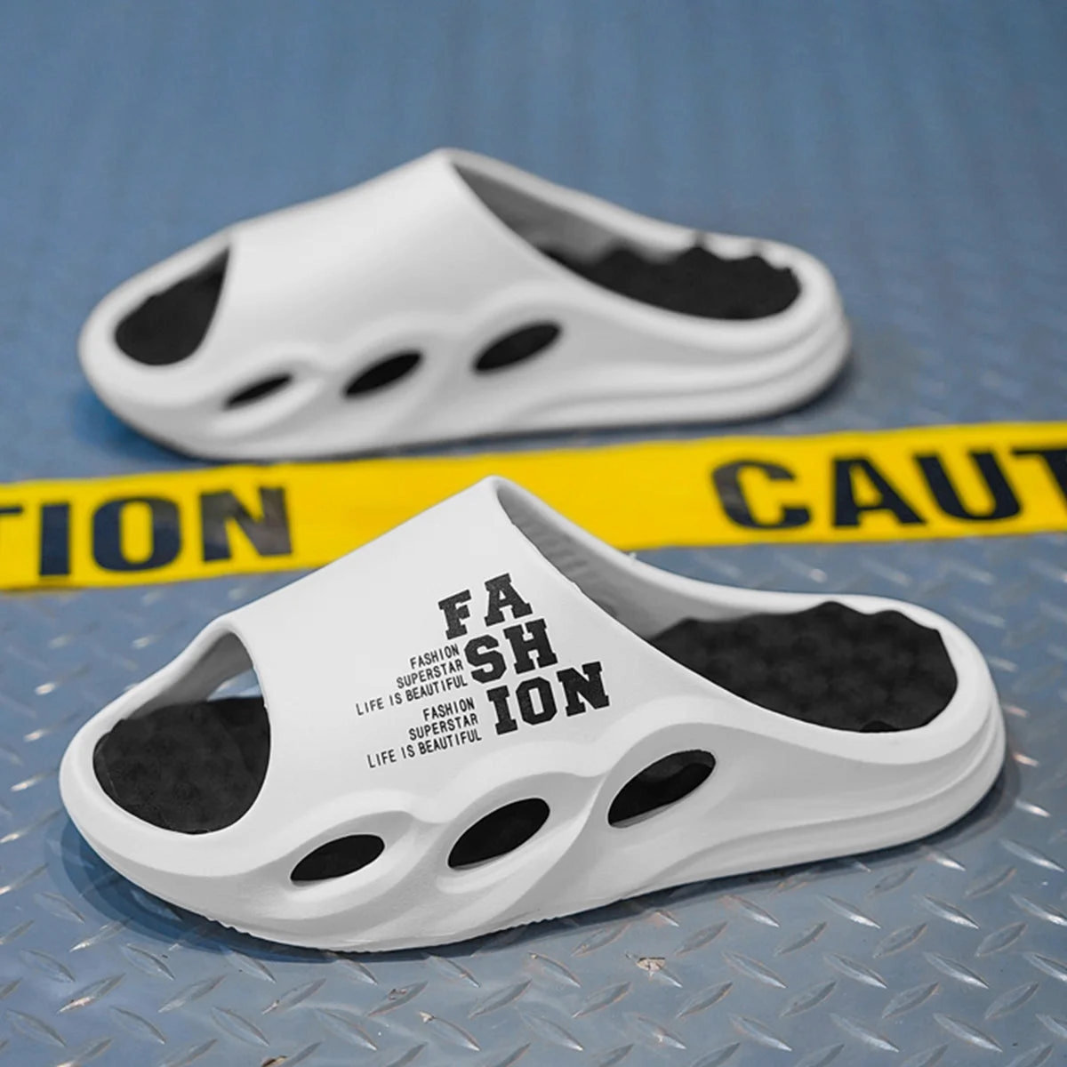 Men's Outdoor Soft & Non-slip Flip Flops Vionic Tide Flip Flops