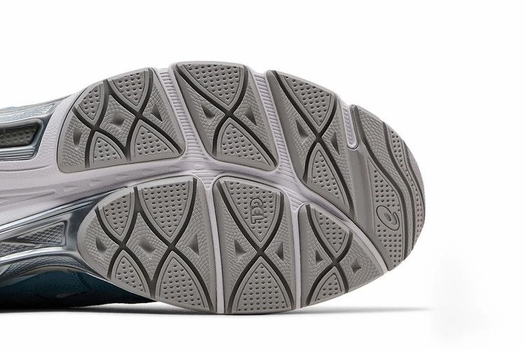 Best Asics Running Shoes Long Distance ASICS Gel-NYC Cream Arctic Sky