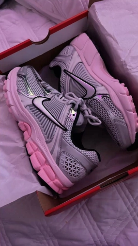 Nike vomero 5 Nike Shoe Release