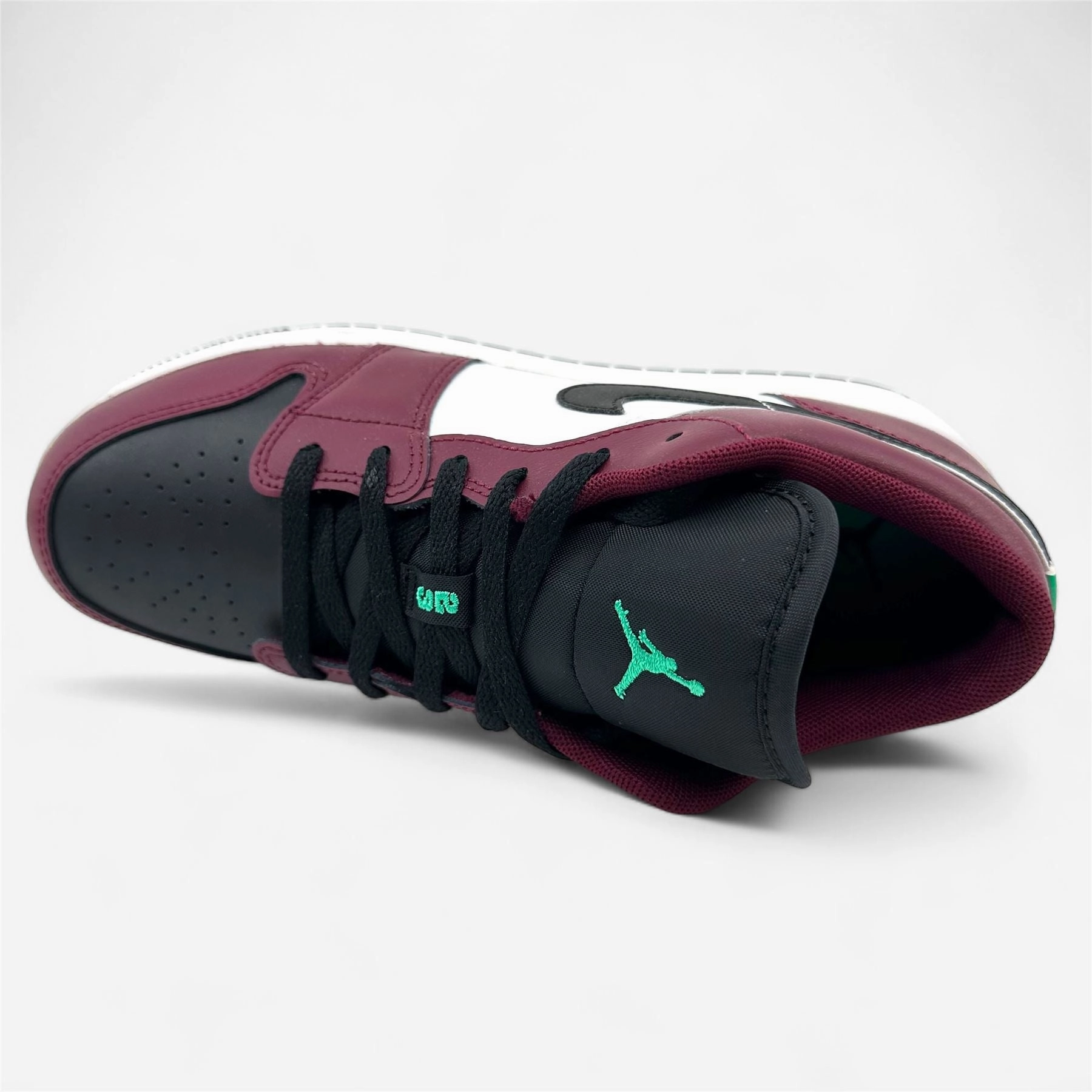 Best Sports Jordan Air Jordan 1 Low SE (GS) Dark Beetroot Black Roma Green Kids Size 3.5 Sneaker