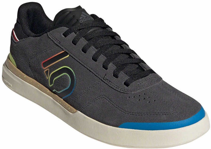 Five Ten Sleuth DLX Flat Pedal Shoe - Core Black-Carbon-Wonder White Running Shoes Flat Bottom