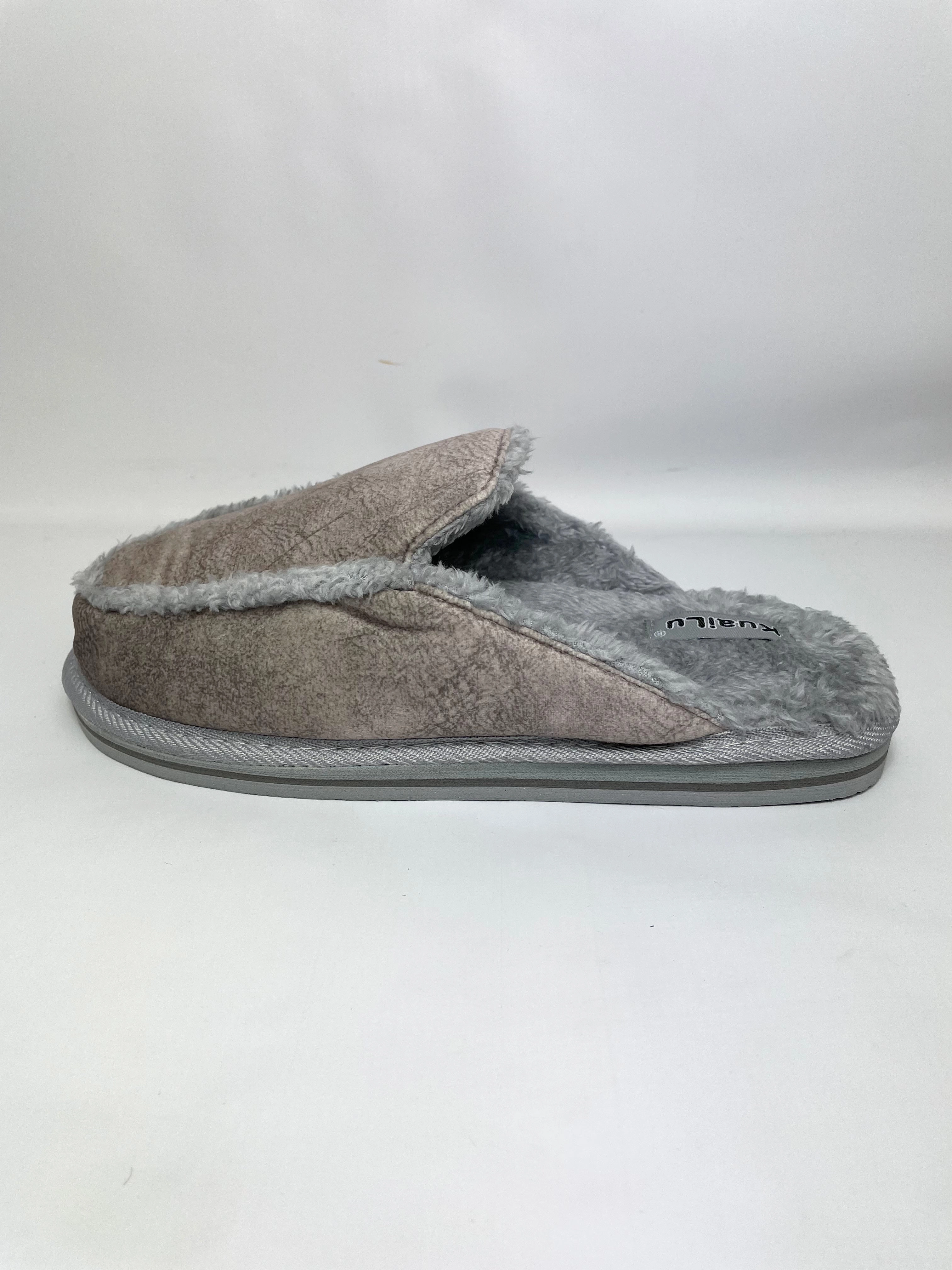 Bjorndal Slippers KuaiLu Faux Fur Women's Fuzzy Slippers in Grey