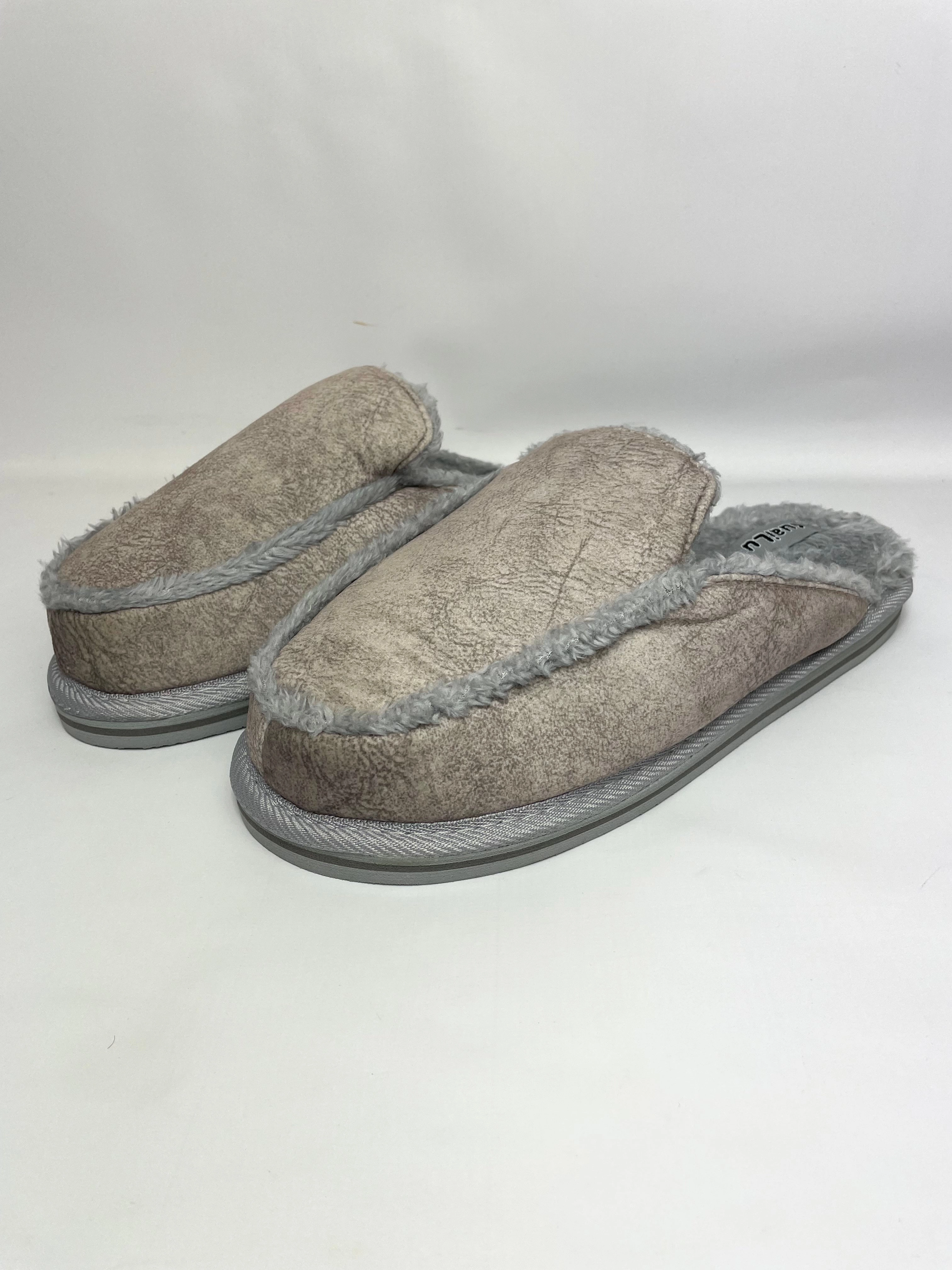KuaiLu Faux Fur Women's Fuzzy Slippers in Grey Traditional Japanese Slippers