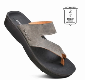 L0342  - ODAL SPLIT TOE WOMEN ARCH SUPPORT SANDALS Madrid Big Buckle Sandals