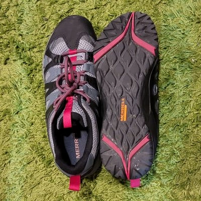 Waterproof Low Hiking Shoes Merrell Waterproof trail shoes - marked sz 8.5 but runs small 7-1/2 (Adult)