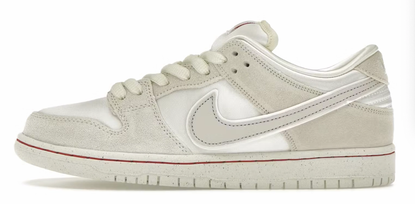 Nike Dunk SB "City Of Love Light Bone" Pre-Owned Cristiano Ronaldo Nike Shoes