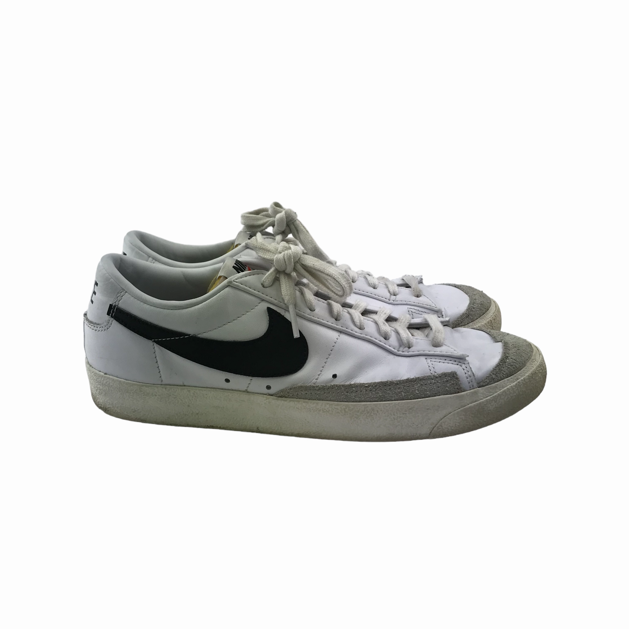 Nike Trainers Shoe Size 9 White Flat Soles with Laces Flat Shoe Emoji