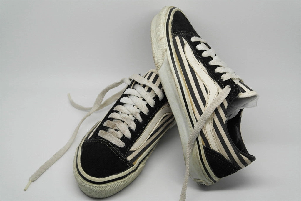 vintage vans style #36  US2.5 Daewon Skate Shoes
