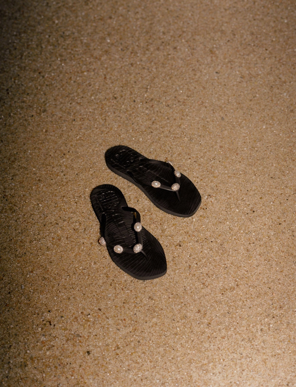 Pearl Octopuss.y x Sleepers Pearl Ibiza Black Flip Flops With Cloth Between Toes