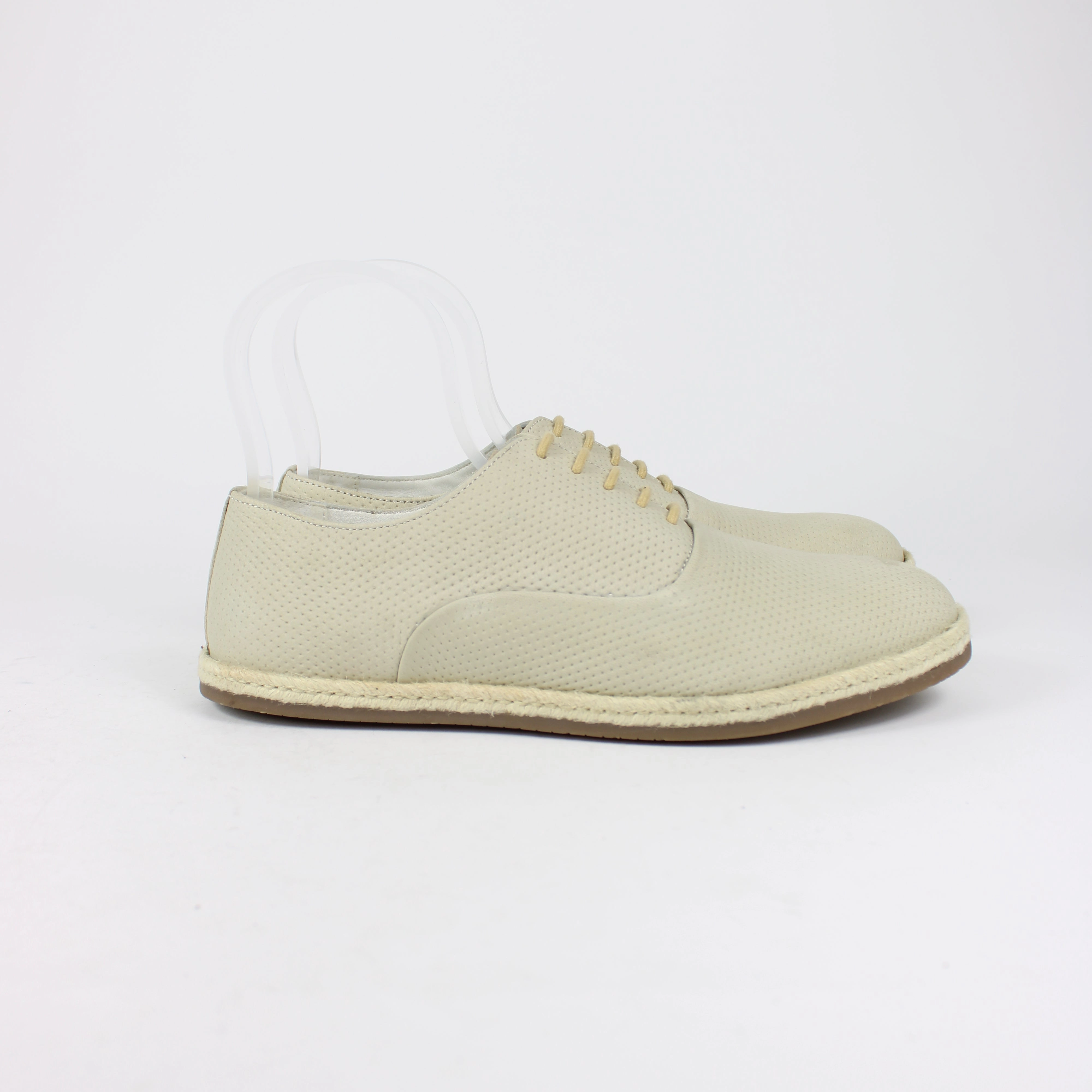 Blaq Beige Perforated Oxford Dress Shoes BNWT Solanz Shoes Flats