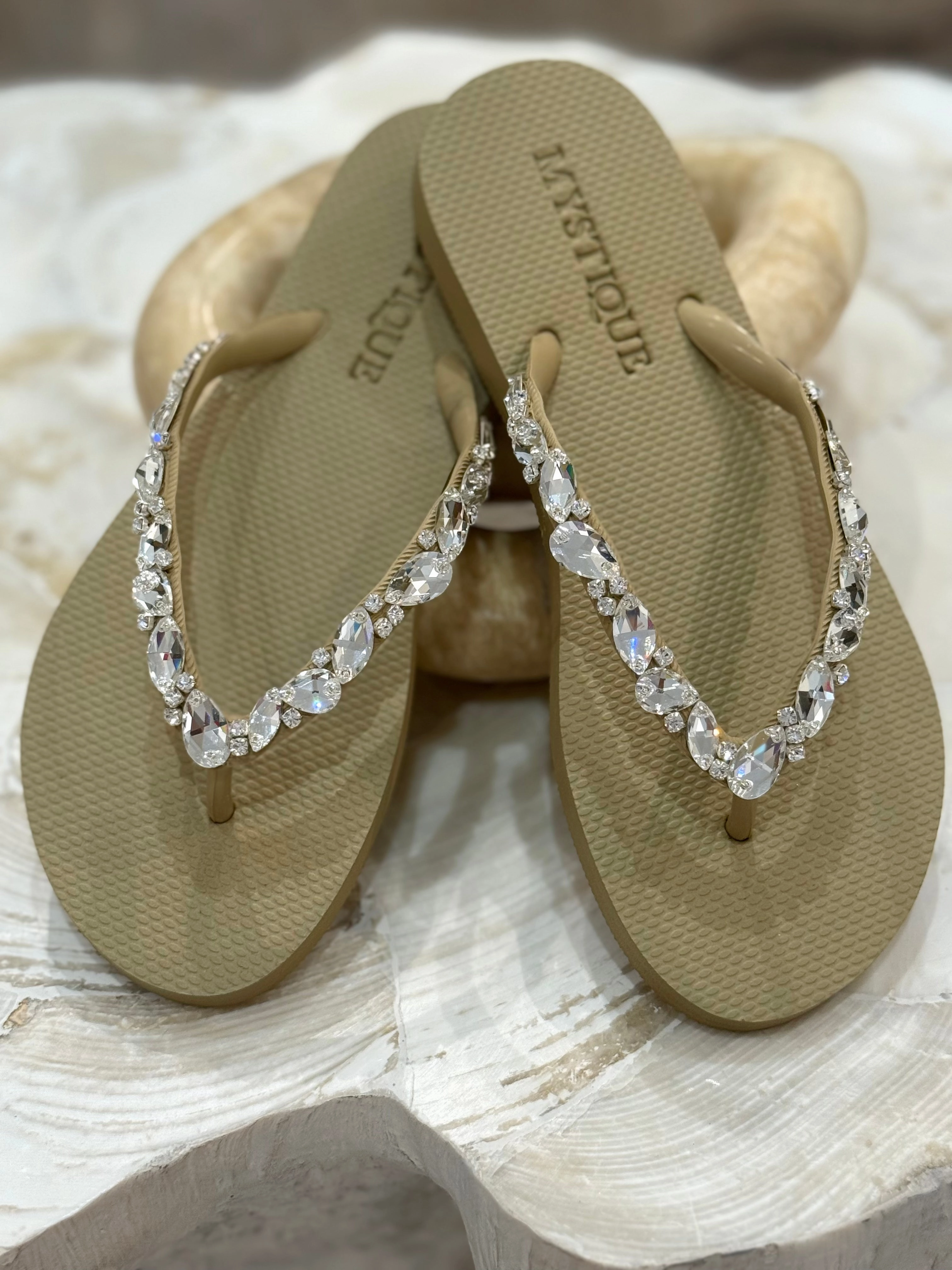 Sandals Most Comfortable Mystique - Eureka Flip Flop - Nude / Crystal