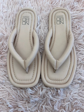 Flip Flops With Drain Holes Sandals Flip Flops By No Boundaries In Pink, Size: 8