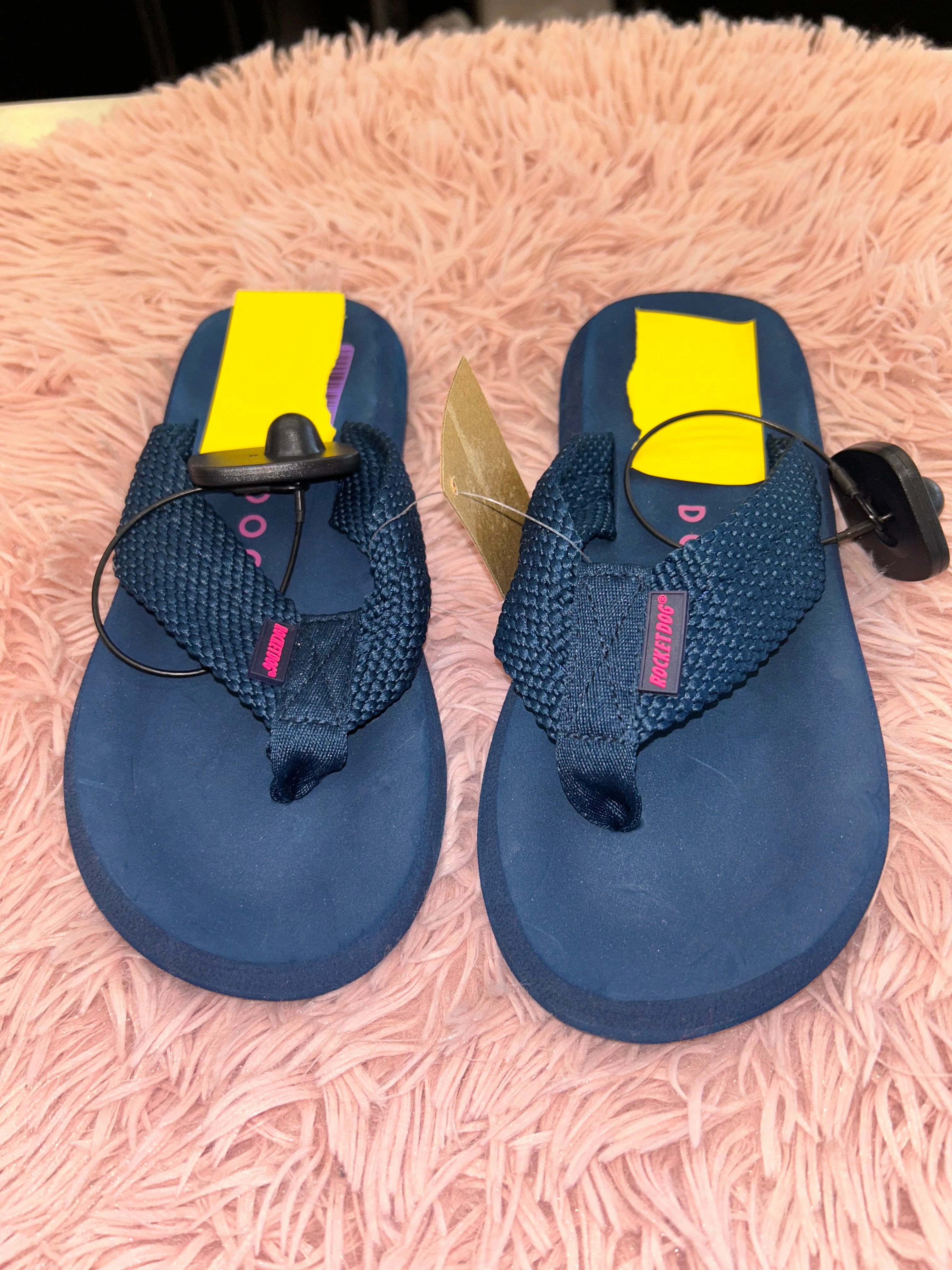 White Thick Flip Flops Sandals Flip Flops By Rocket Dogs In Navy, Size: 6