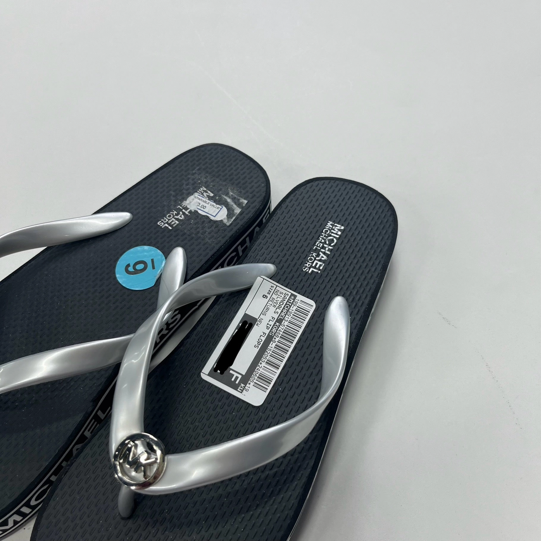 Base Camp Ii Flip Flops Silver Sandals Flip Flops Michael Kors, Size 6
