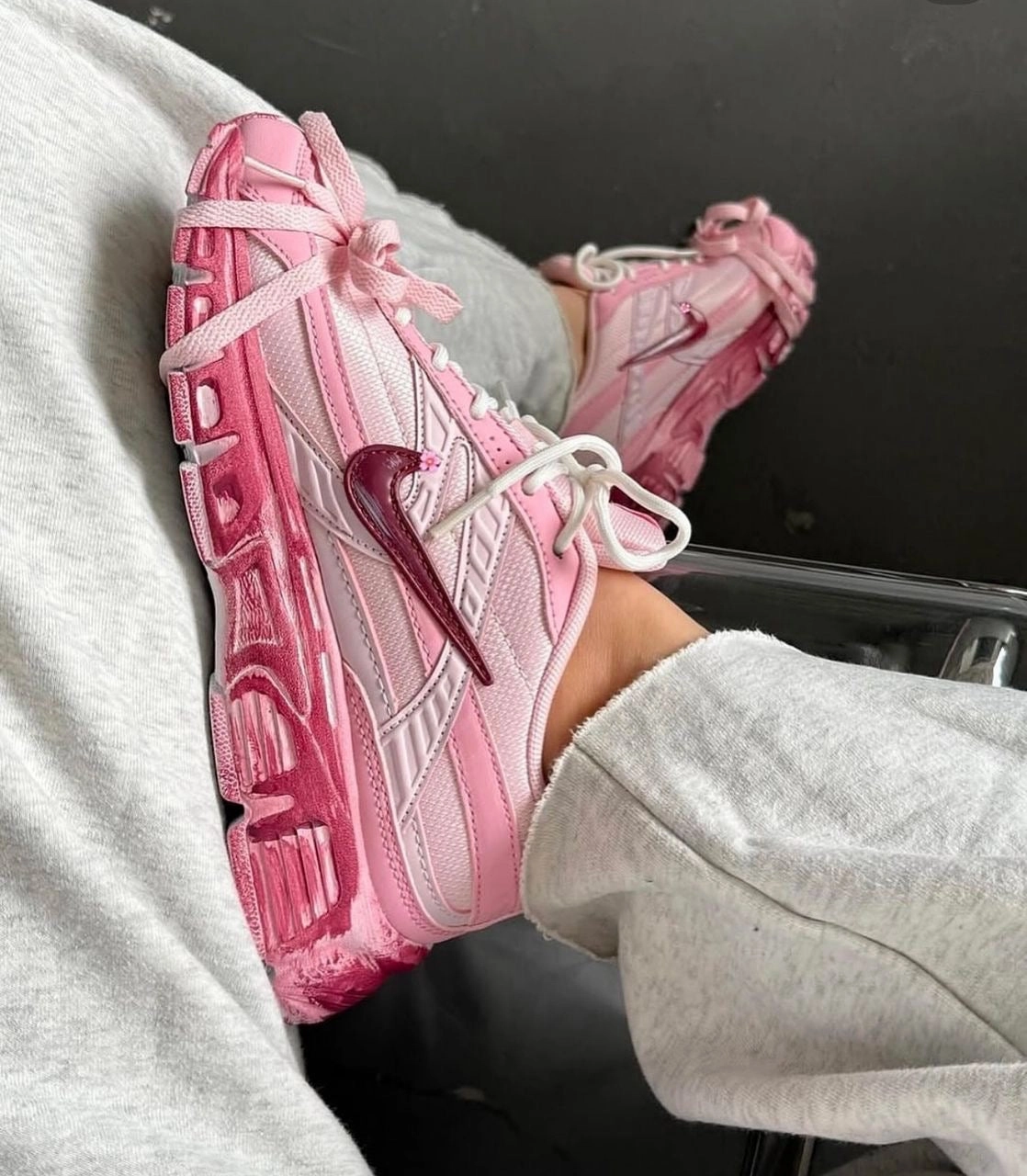 Nike Fokus Shoe Nike Zoom Vomero 5