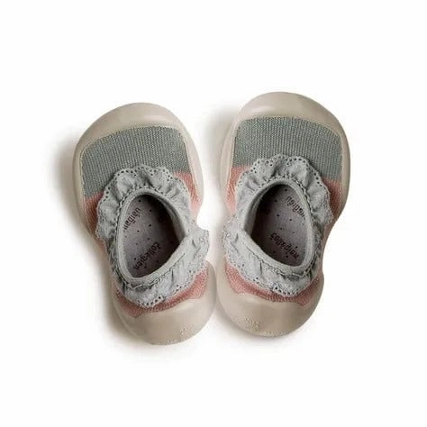 Collgien Ballet Flat: Seashell with English Lace Fox Slippers