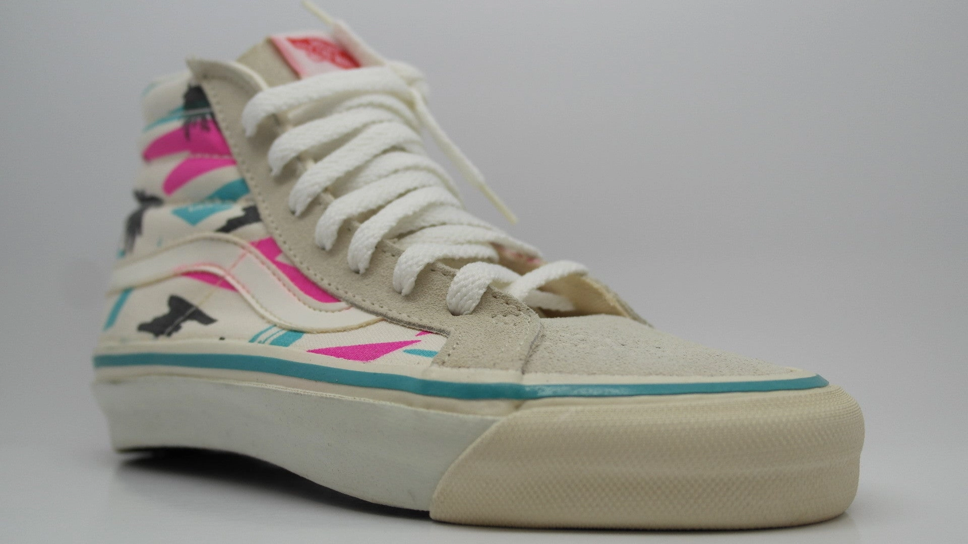 vintage vans style #38 ~ US2.5, US4, US5 Authentic Skate Shoe