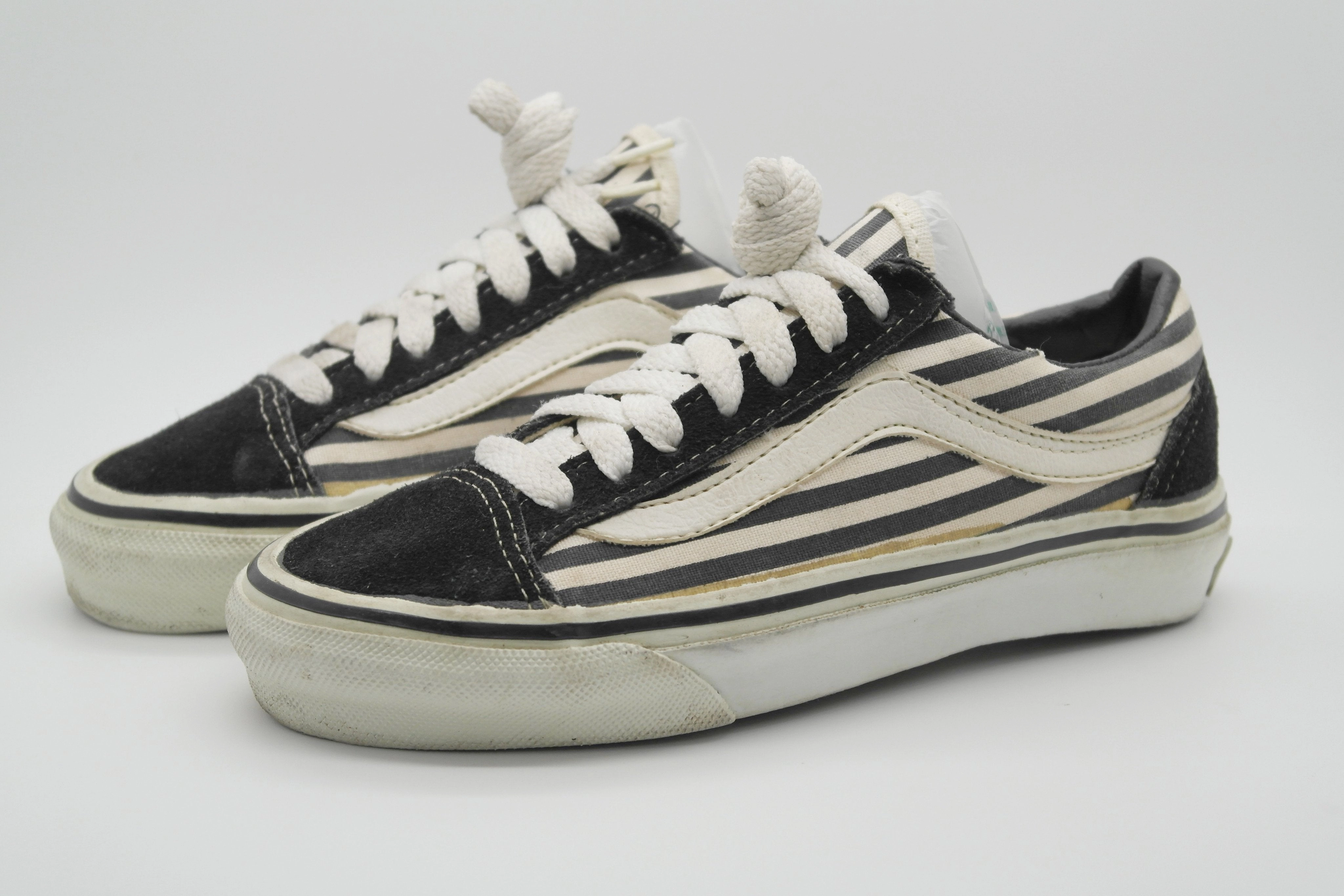 Retrovulc Mid Skate Shoe vintage vans style #36 ~ US2.5