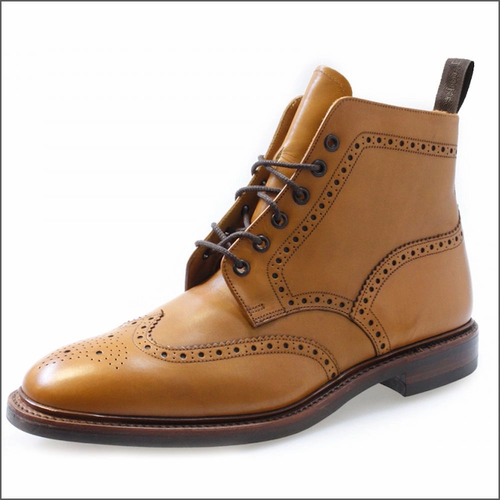 Loake Wolf Tan Premium  Lined Brogue Boot Snow Boots Fashionable