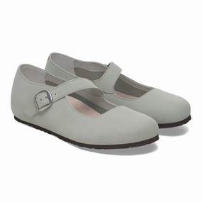Tracy | Nubuck | Pure Sage Closed In Flat Shoes