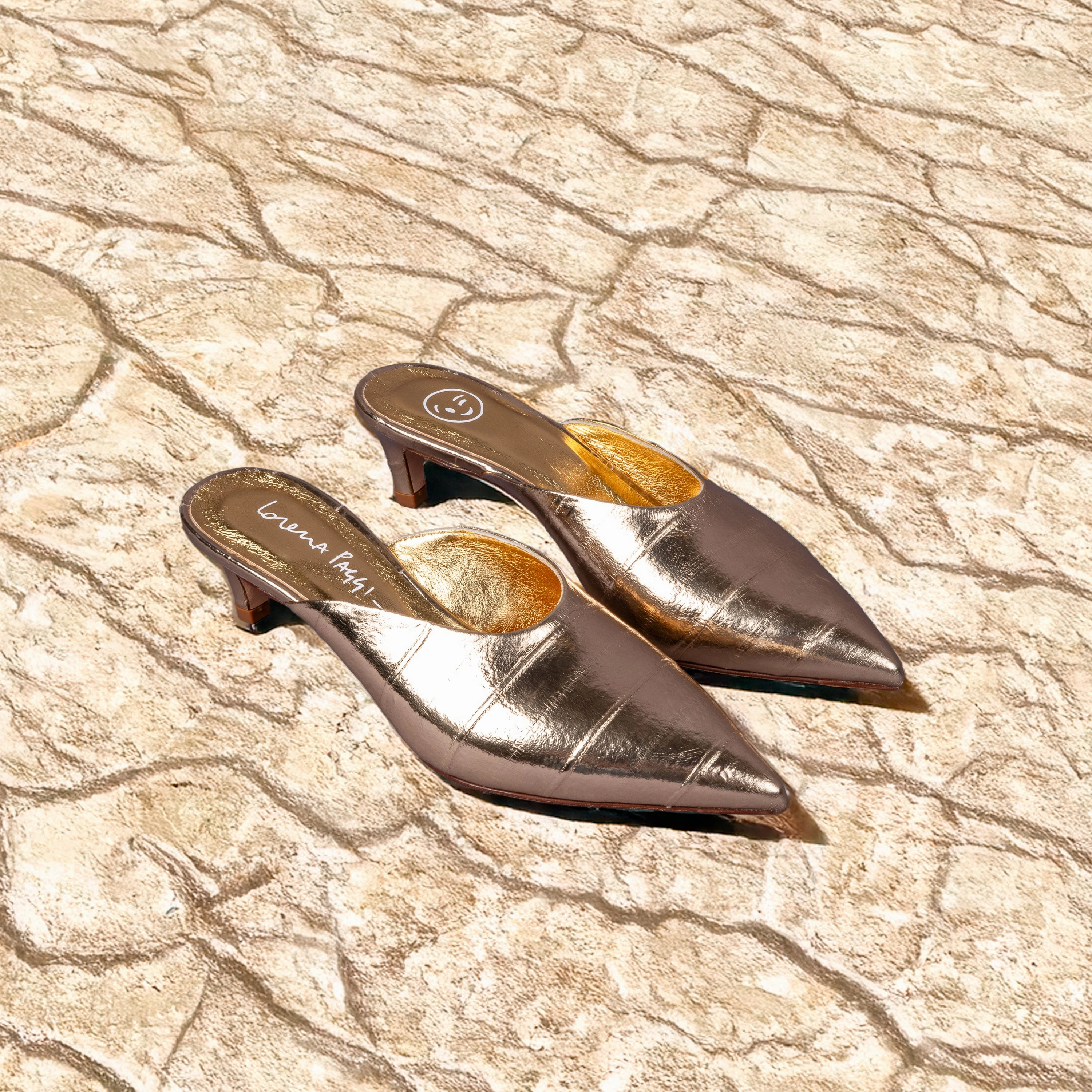 51550 Gold Bass Flat Shoes