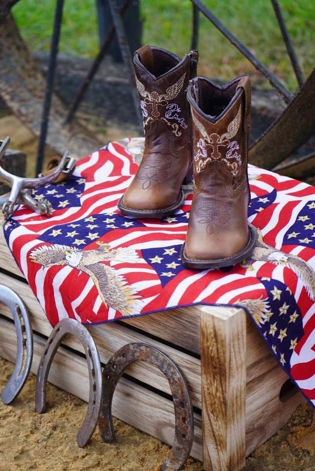 High Heel Work Boots Tuffrider Sequoia Cross & Wing Kids' Square Toe Western Boots