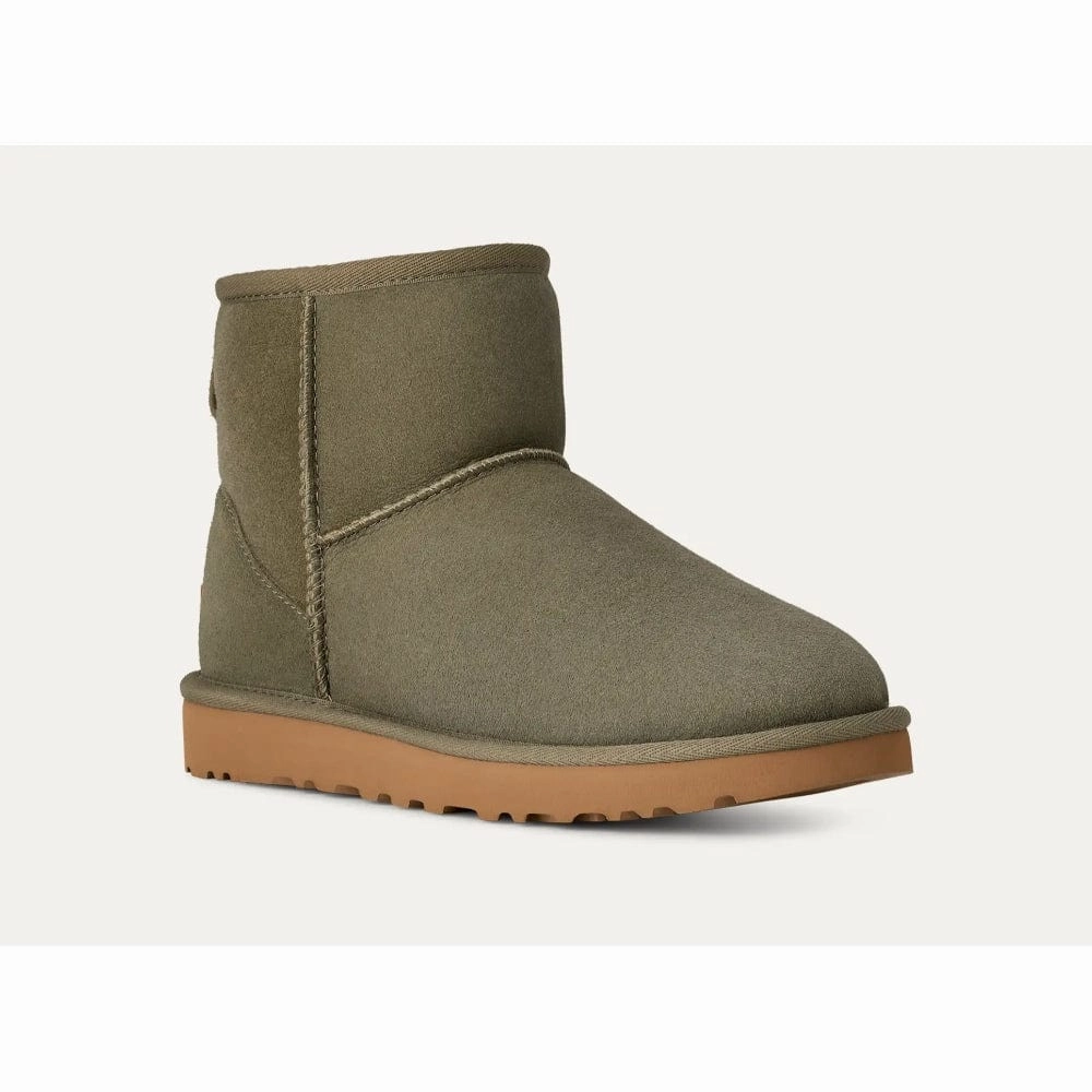 Chic Flat Shoes UGG Classic Mini II Boot In Moss Green