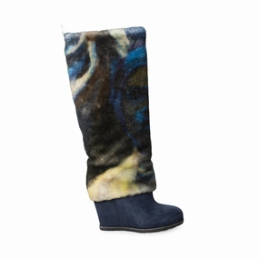 Swat Boots UGG X Claire Tabouret Fluff Dark Sapphire Boots - Women's