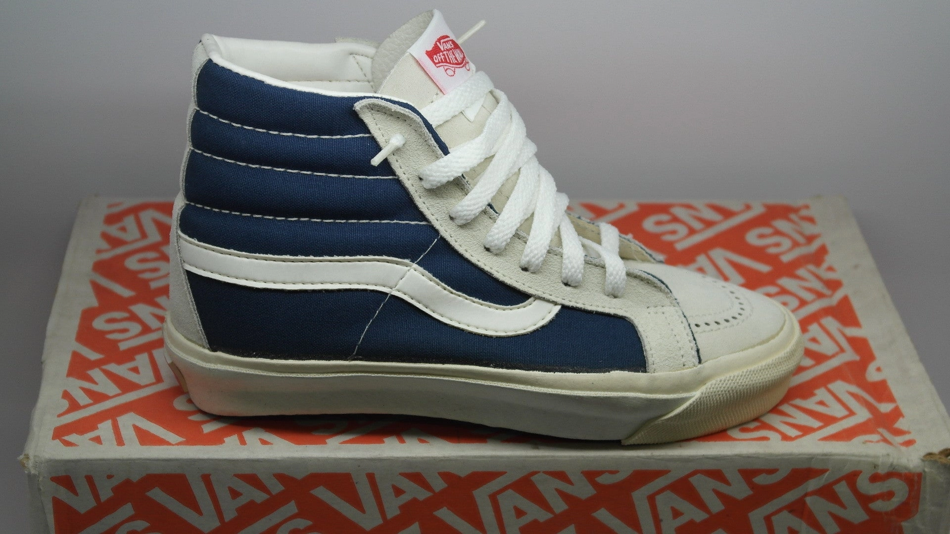 Big Skater Shoes vintage vans style #38 ~ US3, US3.5