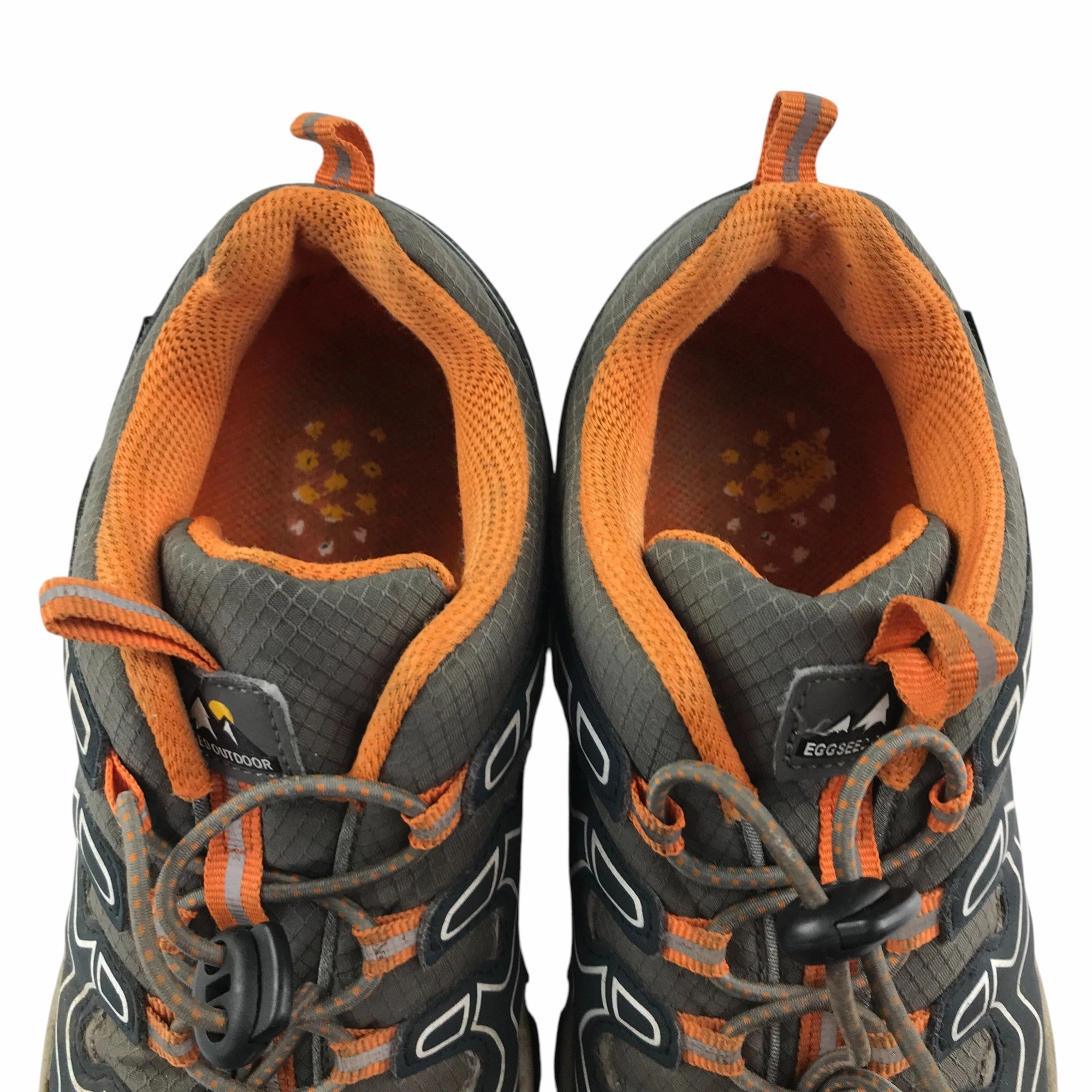 Walking In A Characters Eggseed outdoors walking trainers shoe size 6 grey navy and orange colourway