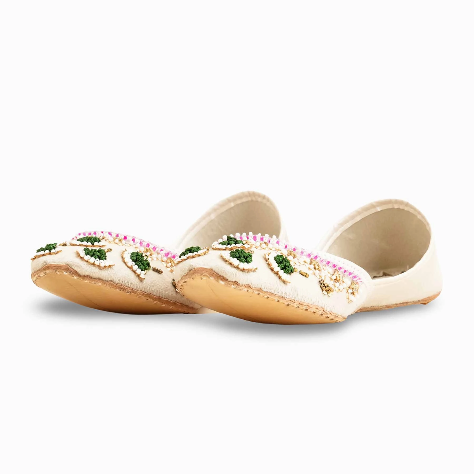 Unique Wedding Shoes Flats White Fancy Women Khusa EC8556