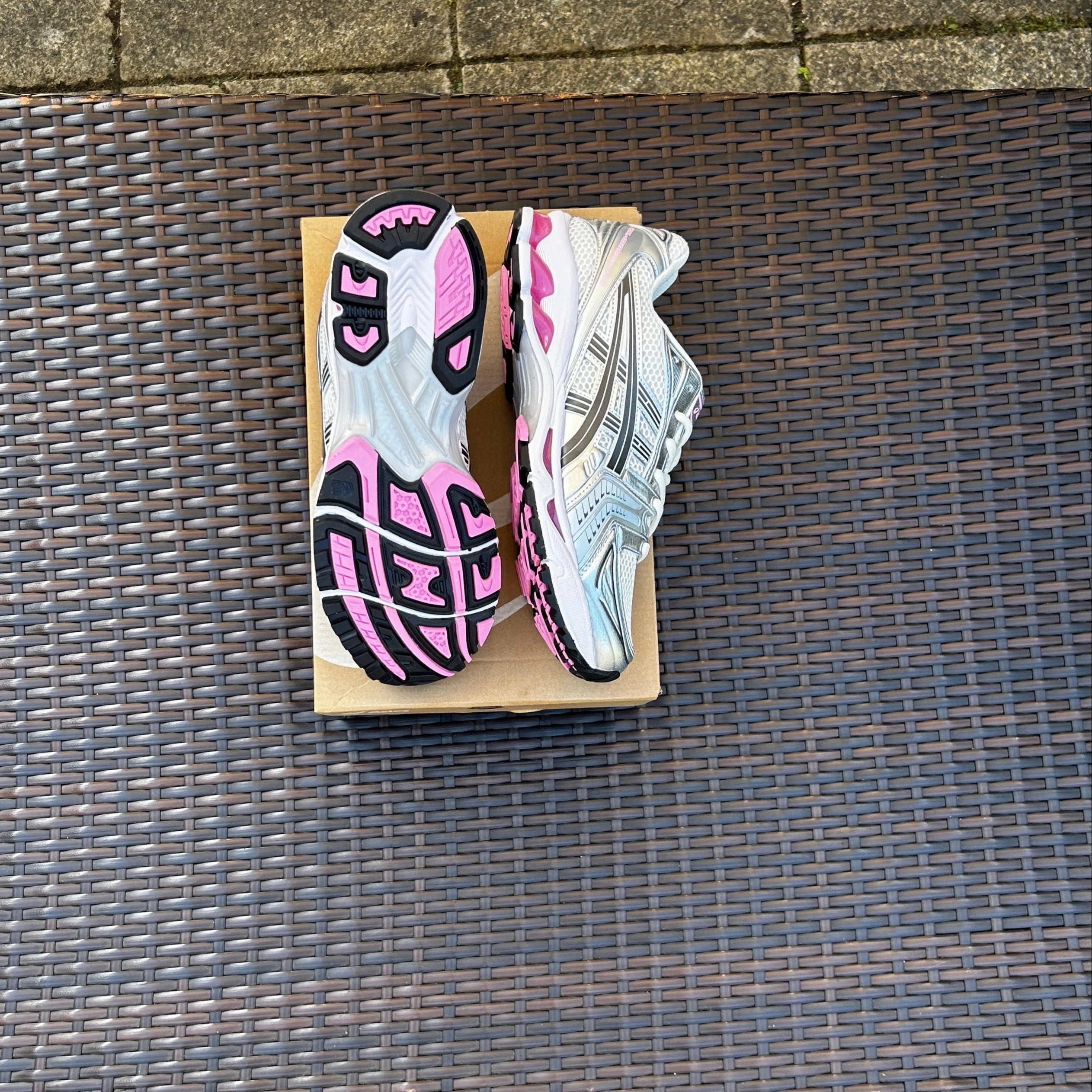 ASICS Gel Kayano 14 "Cream Sweet Pink" Asics Volleyball Shoes Paris