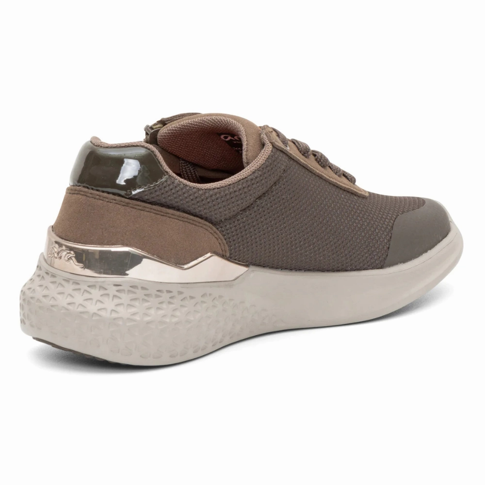 Club Casual Slip-on Golf Shoe Ara Manteo Taiga Hydrophobic Zip Sneaker (Women's)